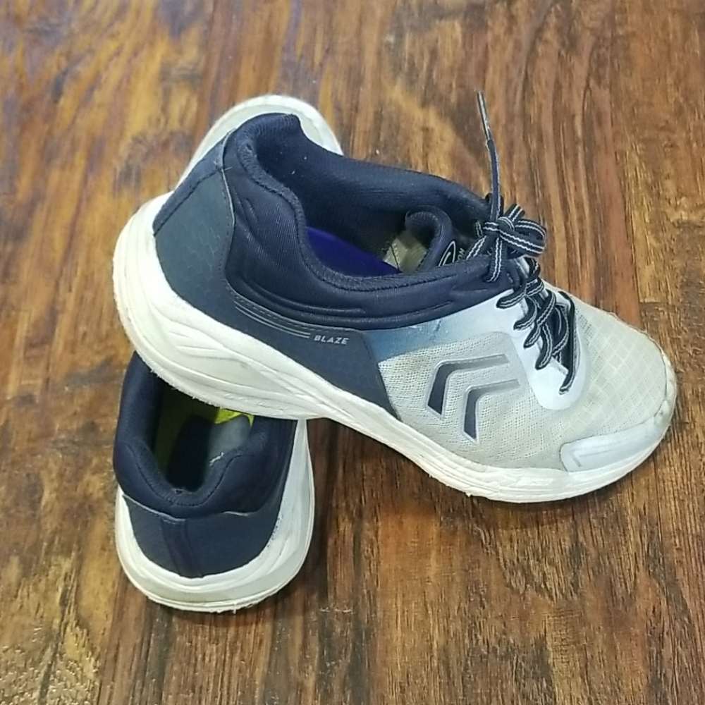Womens sneakers